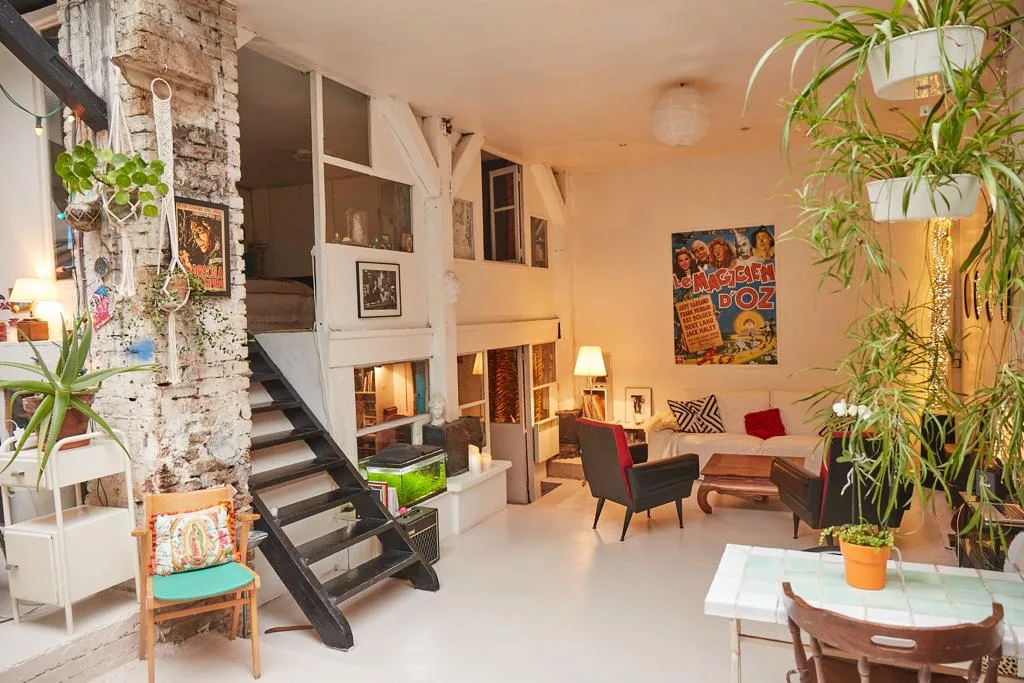 Unique Showroom near Oberkampf, 160 sqm, showroom presentation, pop-up rental in Paris, second interior view