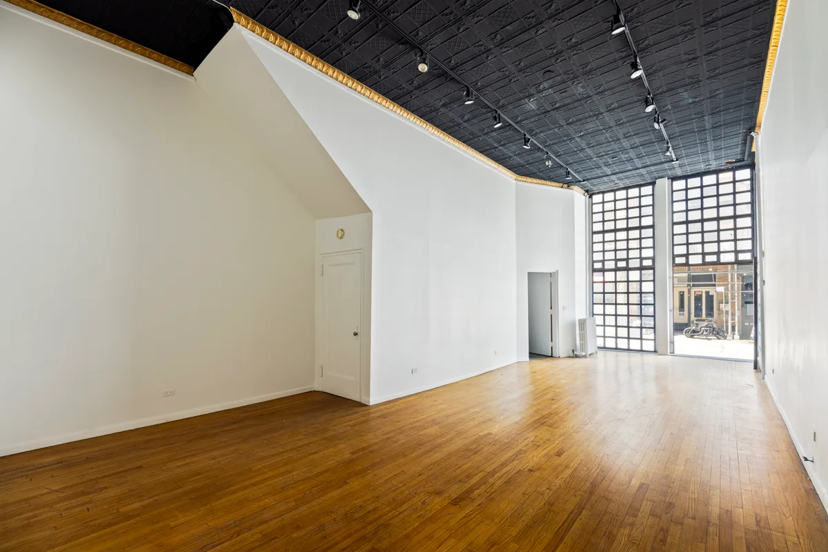 Unique SoHo Events Space with Historic Charm, 353 sqm, retail activation, pop-up rental in New York
