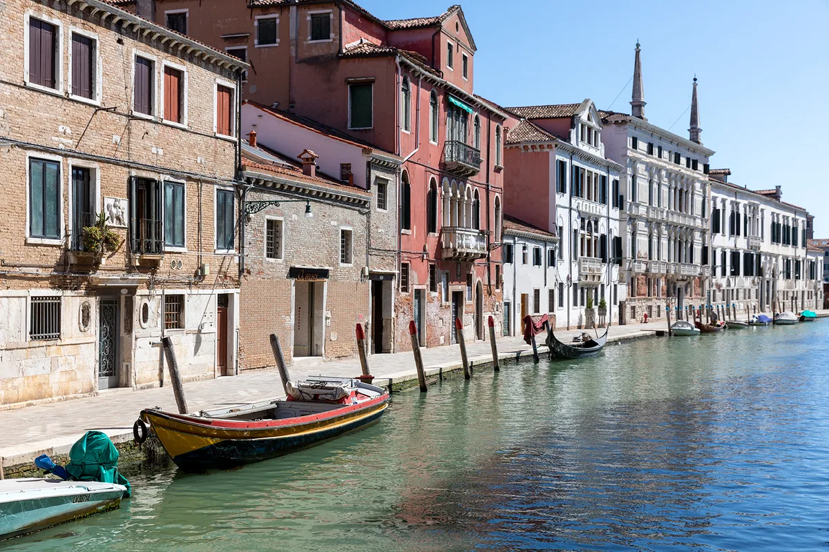 Unique Space for Events and Cultural Activities in Venice, 448 sqm, art exhibition, pop-up rental in Venezia, third interior…