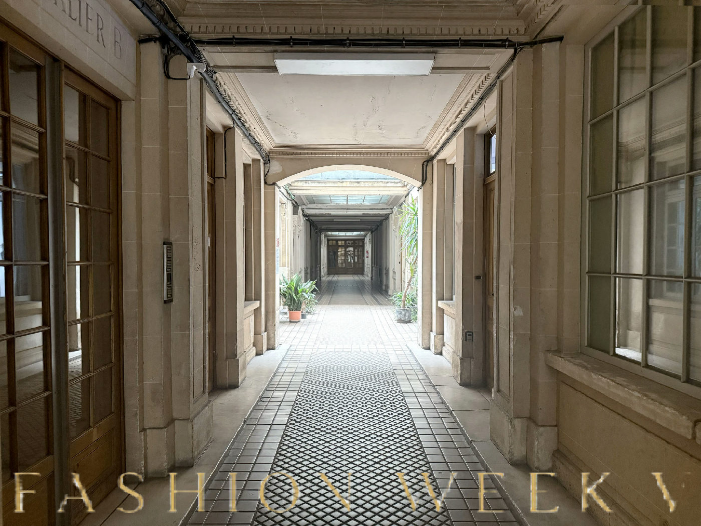 Unique Space for Showroom, Exhibition, or Pop-Up Event, 70 sqm, showroom presentation in Paris, third interior view