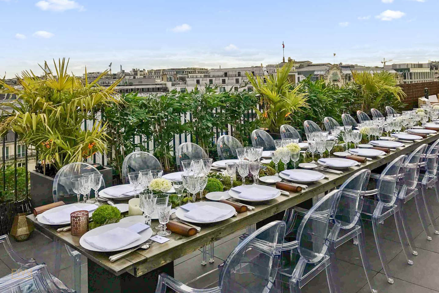 Unique Space with Rooftop Overlooking the Champs-Élysées, 275 sqm, showroom presentation, pop-up rental in Paris