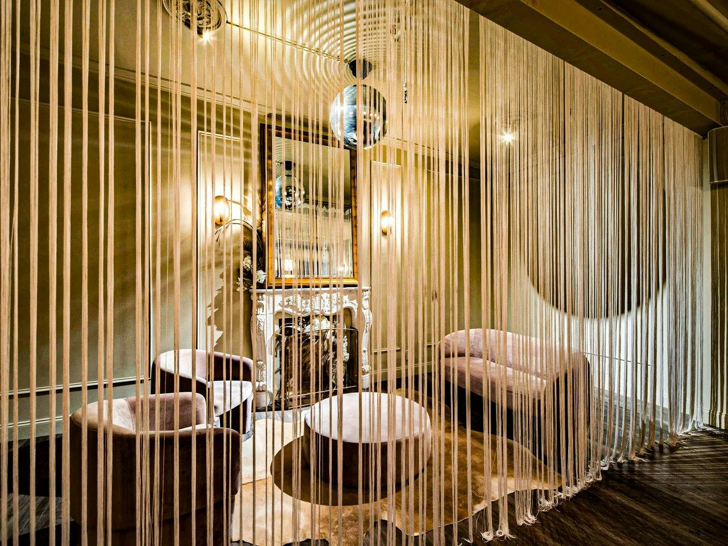 Upscale 232 sqm Loft on West 23rd Street, New York