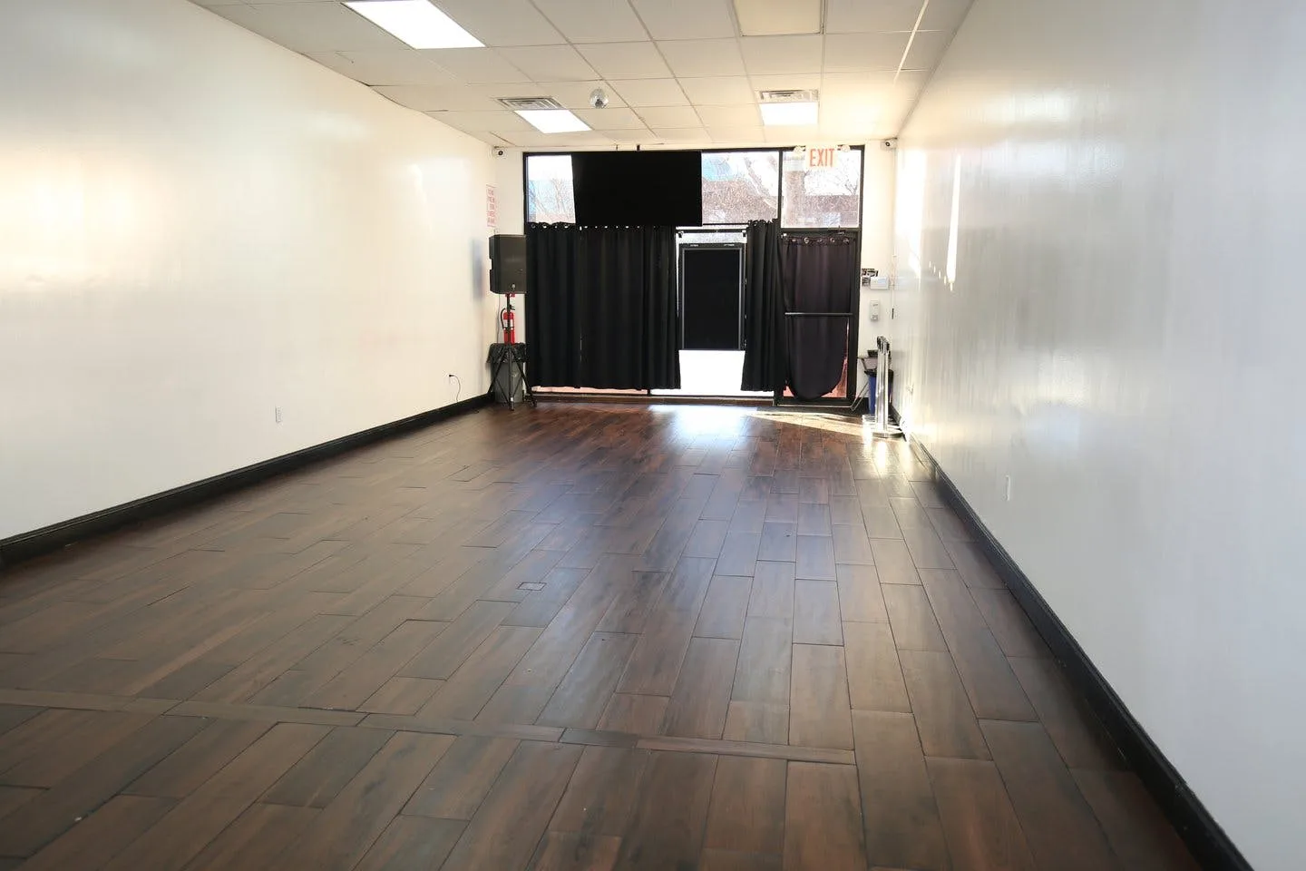 Versatile 1,000 Sq Ft Multi-Use Event Venue in Brooklyn — 2