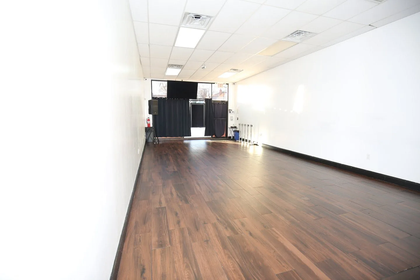 Versatile 1,000 Sq Ft Multi-Use Event Venue in Brooklyn — 3