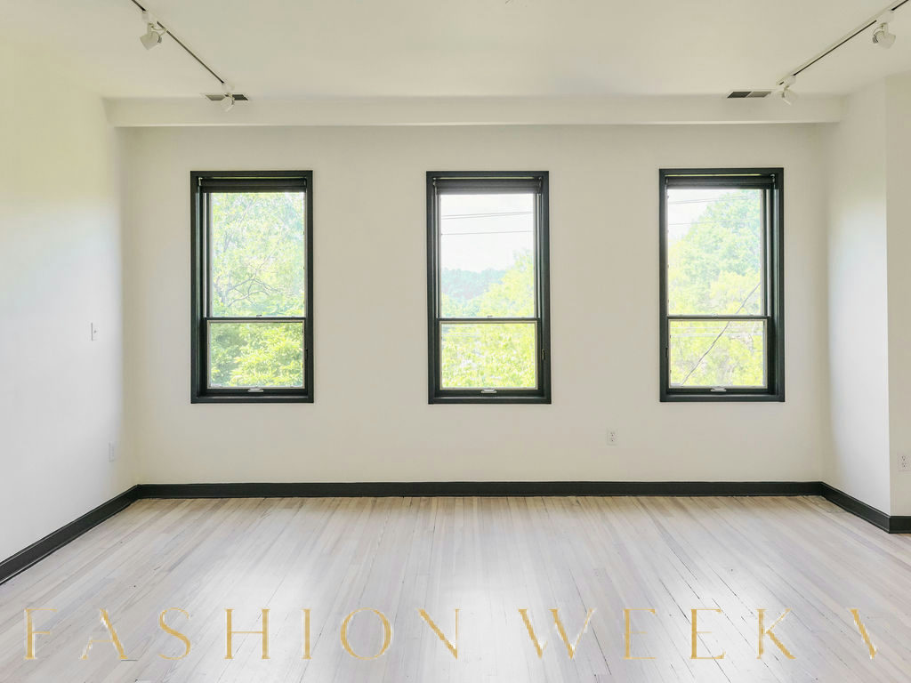 Versatile 1,500 sq. ft. Studio Space for Creative Events, 139 sqm, art exhibition, pop-up rental in Washington, second inter…