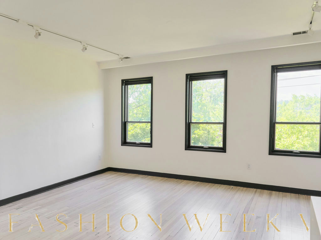 Versatile 1,500 sq. ft. Studio Space for Creative Events, 139 sqm, art exhibition, pop-up rental in Washington, third interi…