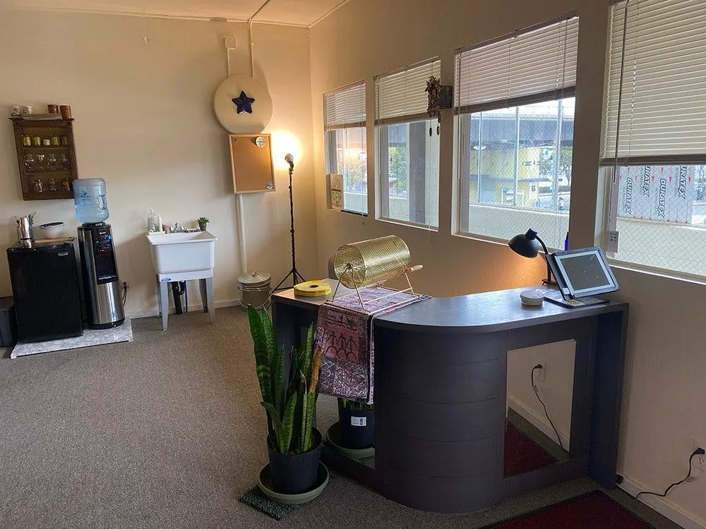 Versatile 1200 sq. ft. Event and Gallery Space in Berkeley — 4