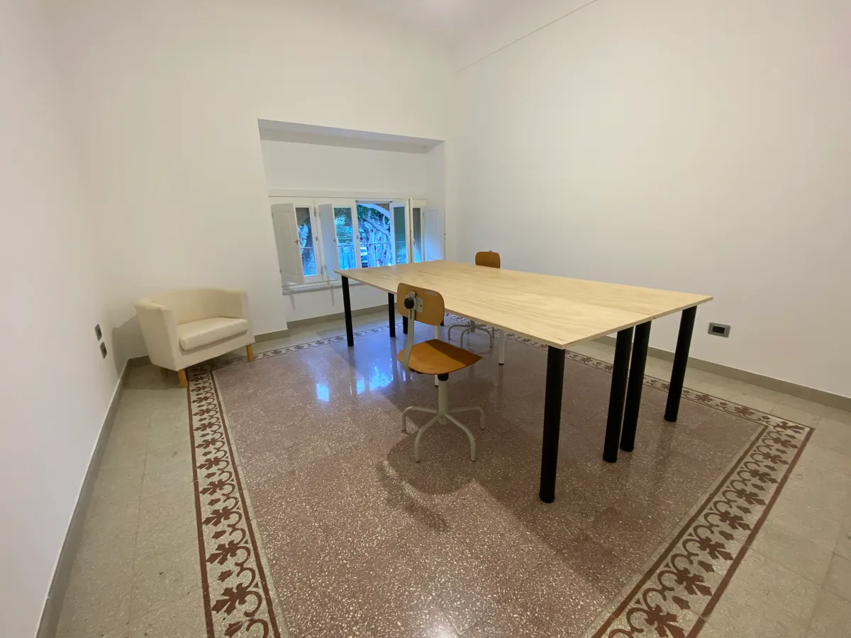 Versatile 120m2 Creative Space in Historic Siracusa, 120 sqm, retail activation, pop-up rental, second interior view