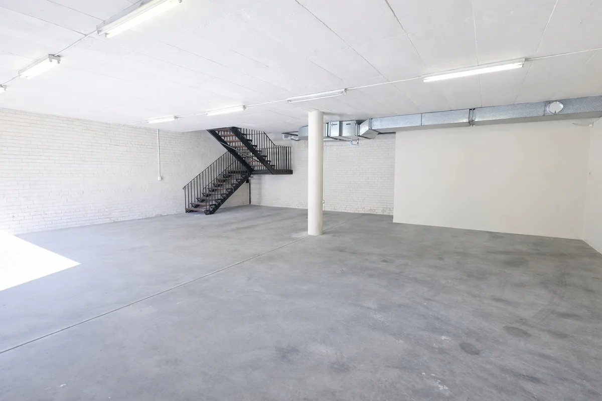 Versatile 125 m² Commercial Space Near South Melbourne Market, pop up store