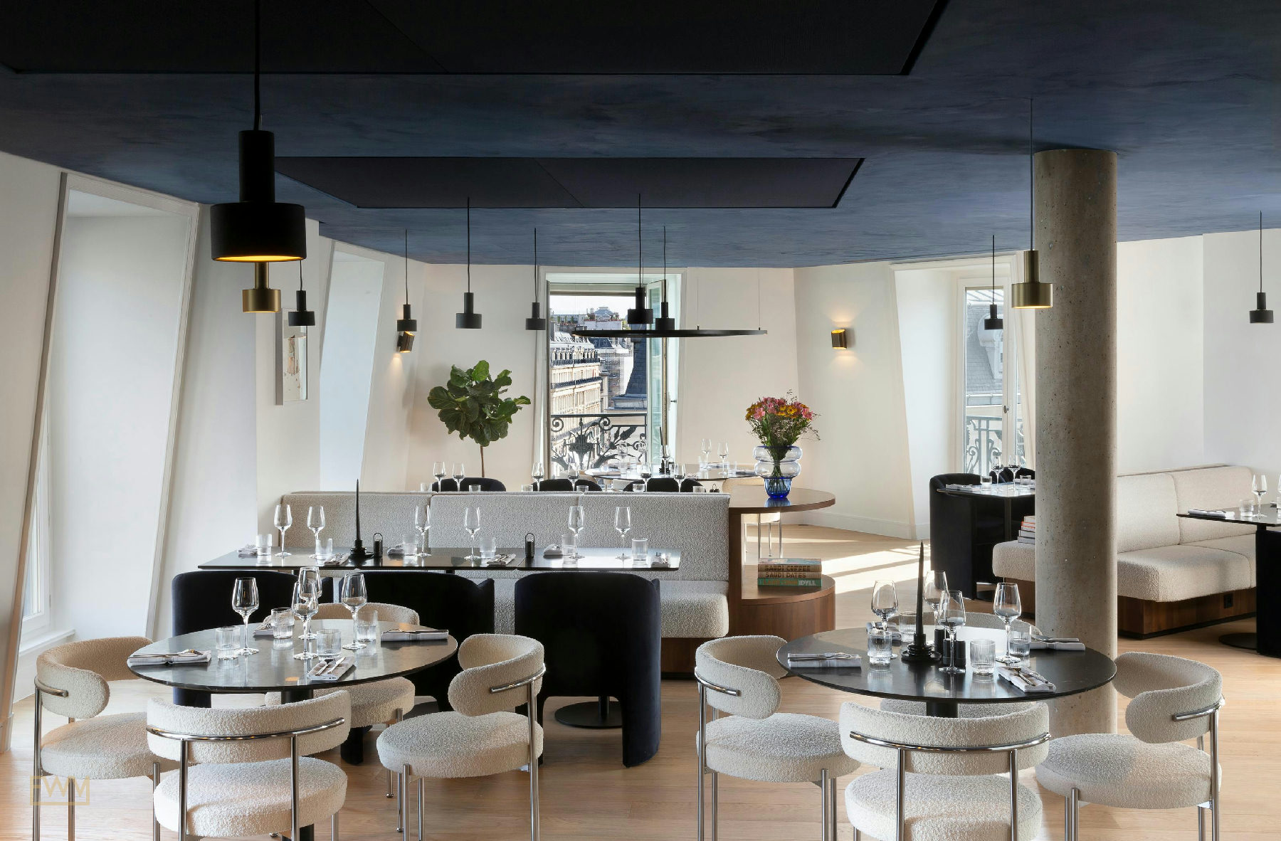 Versatile 170 sqm Event Space on Avenue de l'Opéra, Paris