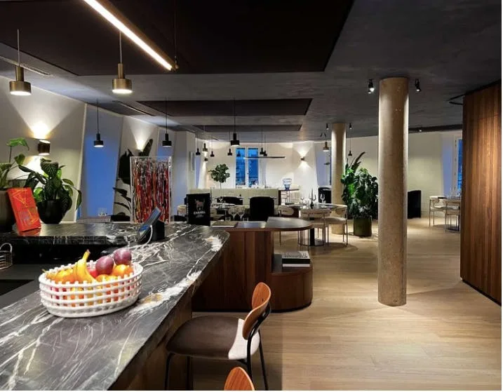 Versatile 170 sqm Event Space on Avenue de l'Opéra, Paris — 5