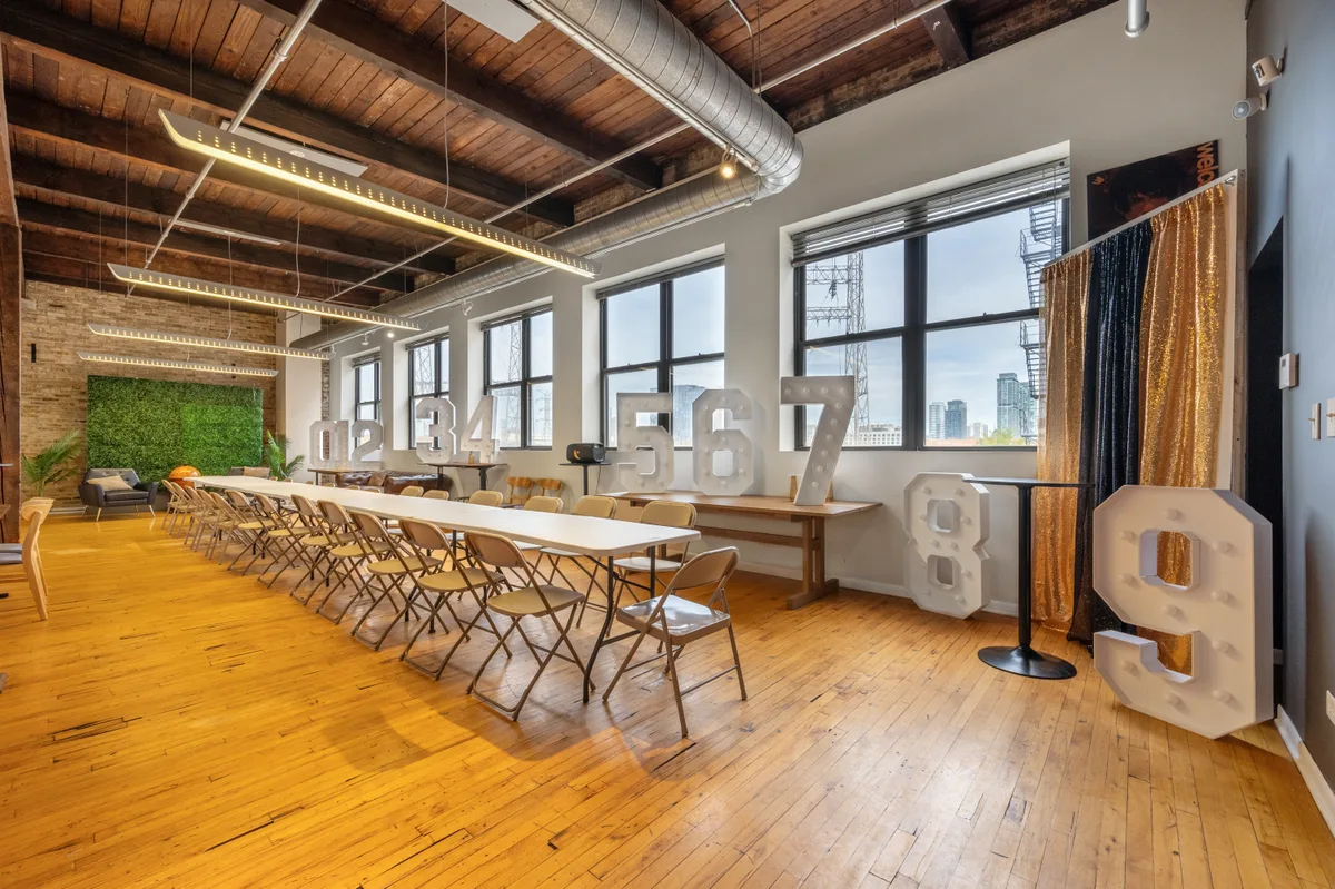 Versatile 1900 sq. ft. Event Space for Any Occasion, 177 sqm, corporate event, pop-up rental in Chicago, second interior view