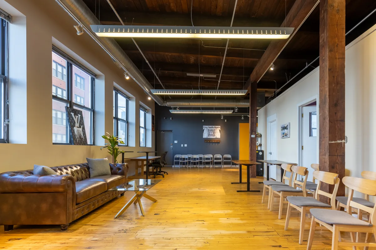 Versatile 1900 sq. ft. Event Space for Any Occasion, 177 sqm, corporate event, pop-up rental in Chicago, third interior view