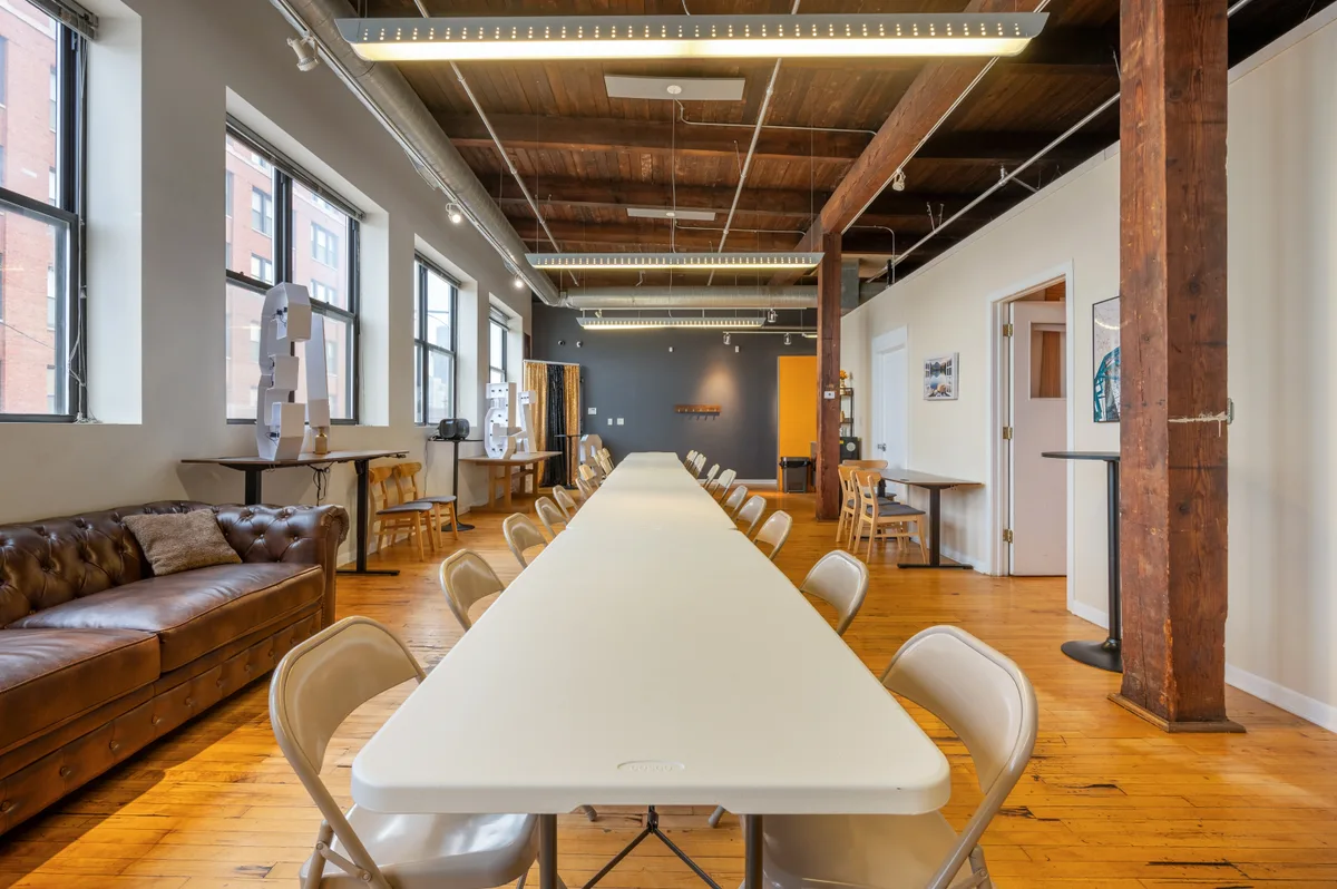 Versatile 1900 sq. ft. Event Space for Any Occasion, 177 sqm, corporate event, pop-up rental in Chicago, additional interior…