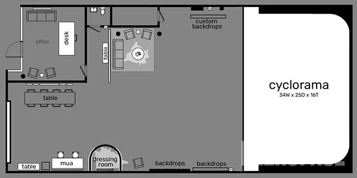 Versatile 2,300 sq ft Video and Photography Studio, 251 sqm, photo shoot, pop-up rental in Santa Fe Springs, second interior…