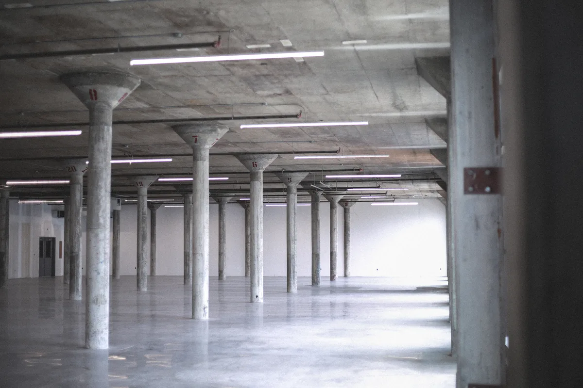 Versatile 23,000 Sq Ft Industrial Event Space in Etobicoke, 2137 sqm, pop up store in Toronto, second interior view