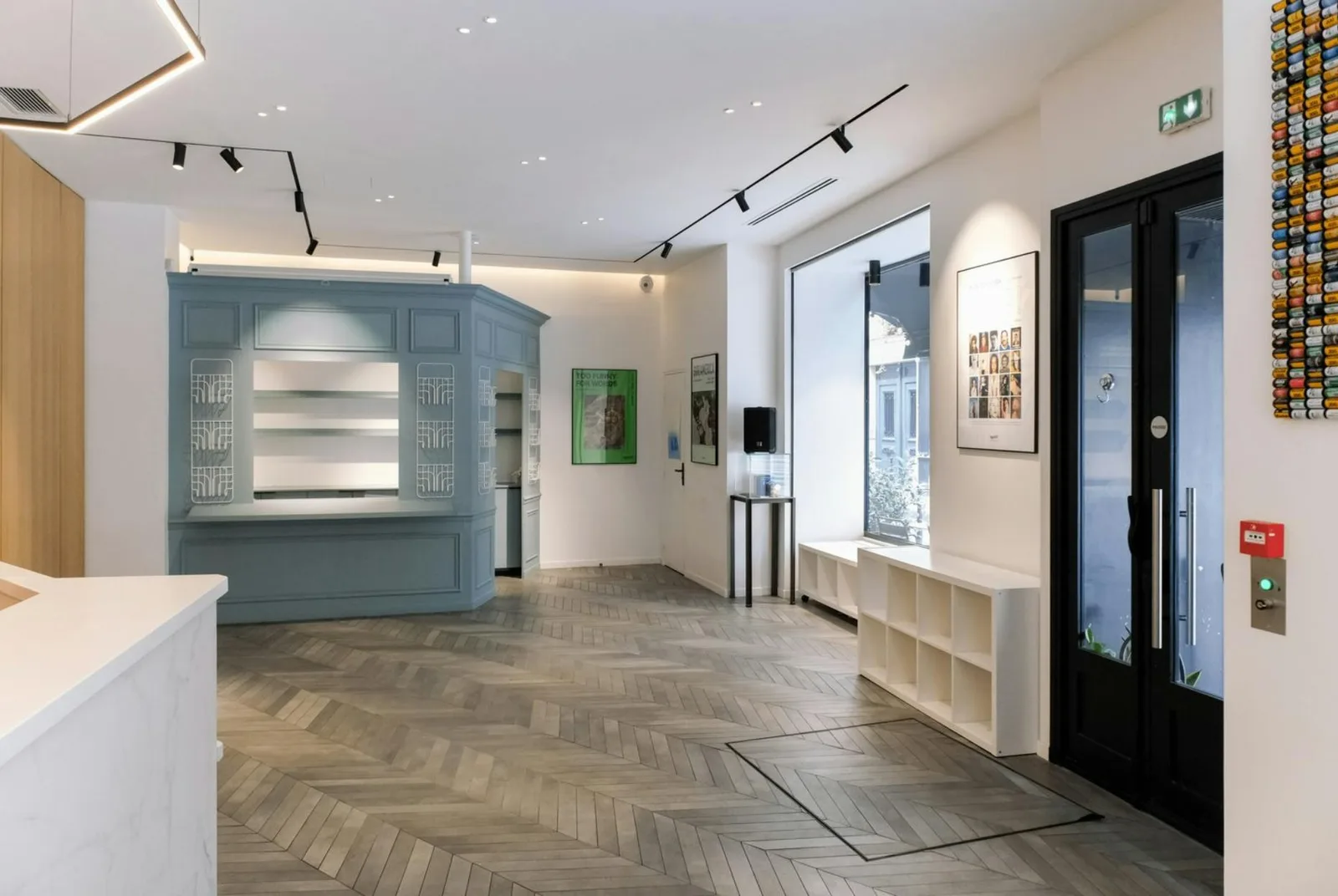 Versatile 230 sqm Gallery-Restaurant in Le Marais, Paris — 4