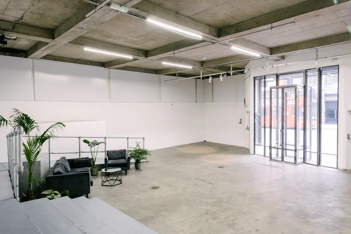 Versatile 24,000 sq ft Event Space for Creative Gatherings, 2323 sqm, pop up store in Greater London, second interior view