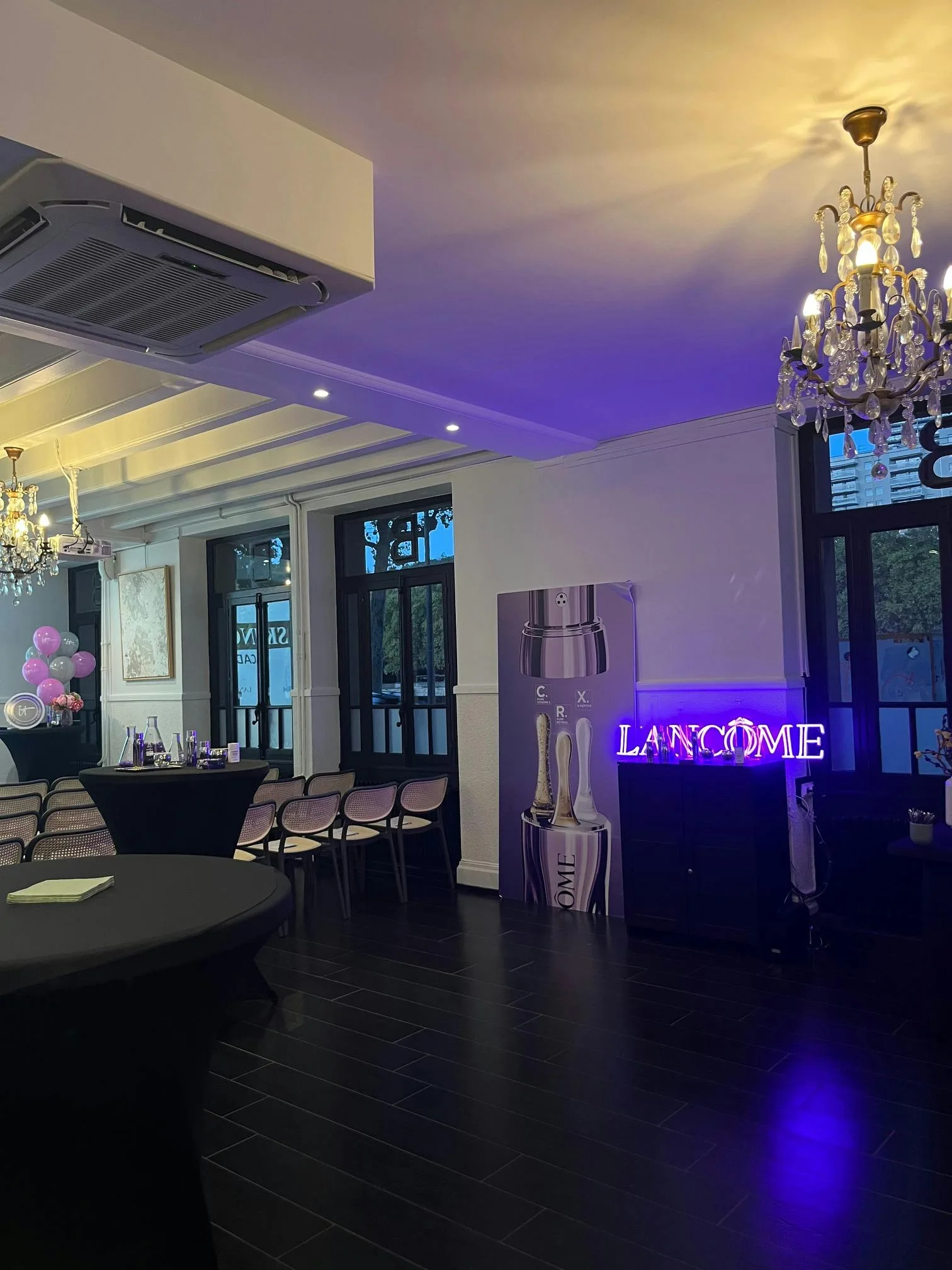 Versatile 250 sqm Showroom and Event Space in Central Lyon