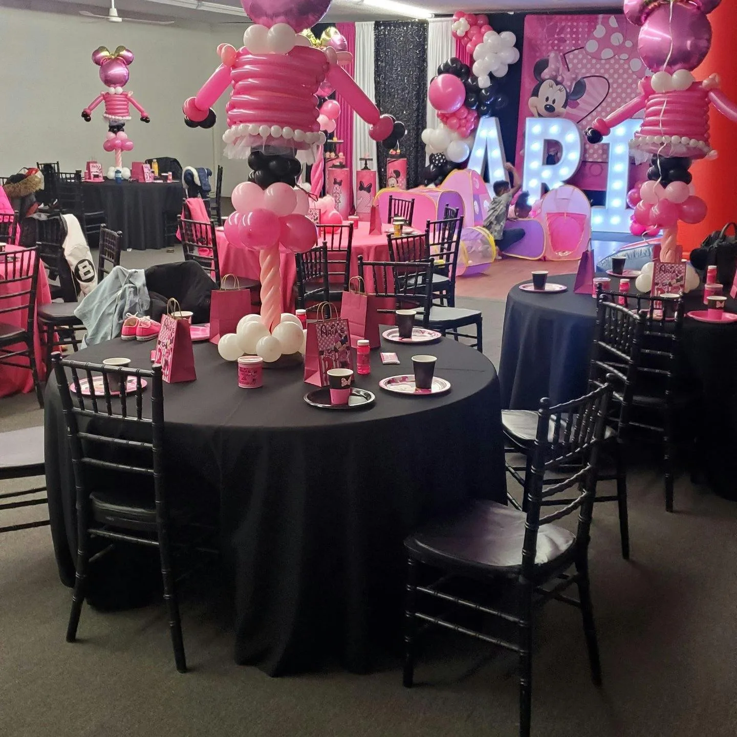 Versatile 251 sqm Event Space in Gary, Indiana — 5