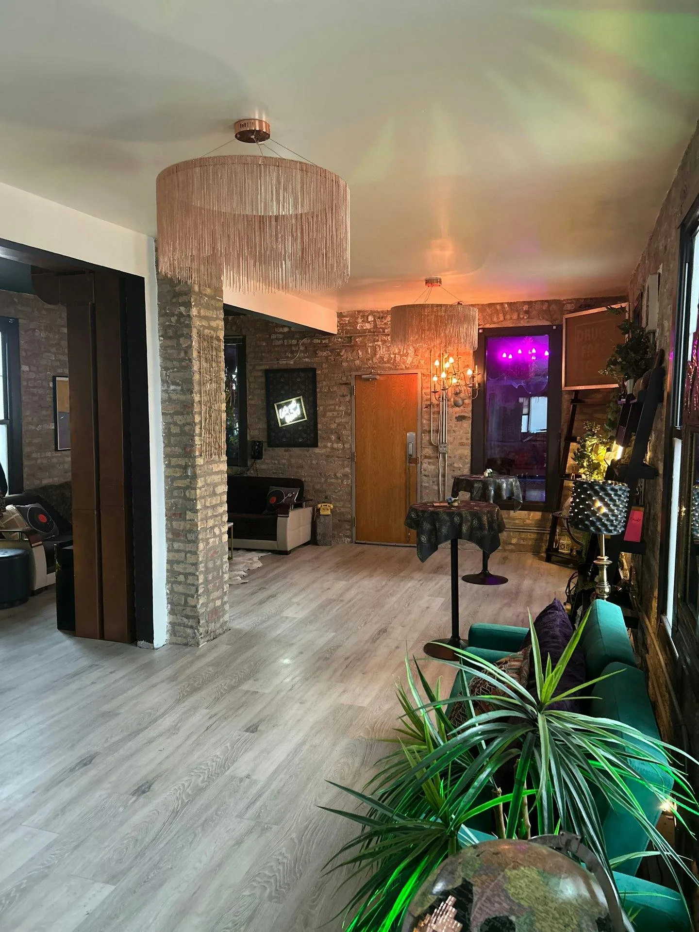 Versatile 279 sqm Creative Venue in Chicago — 4
