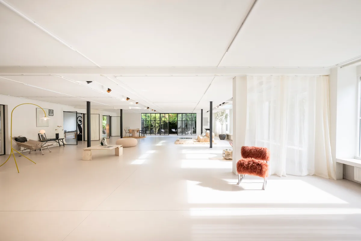 Versatile 285m2 Event Space in Eindhoven, 285 sqm, workshop, pop-up rental, third interior view