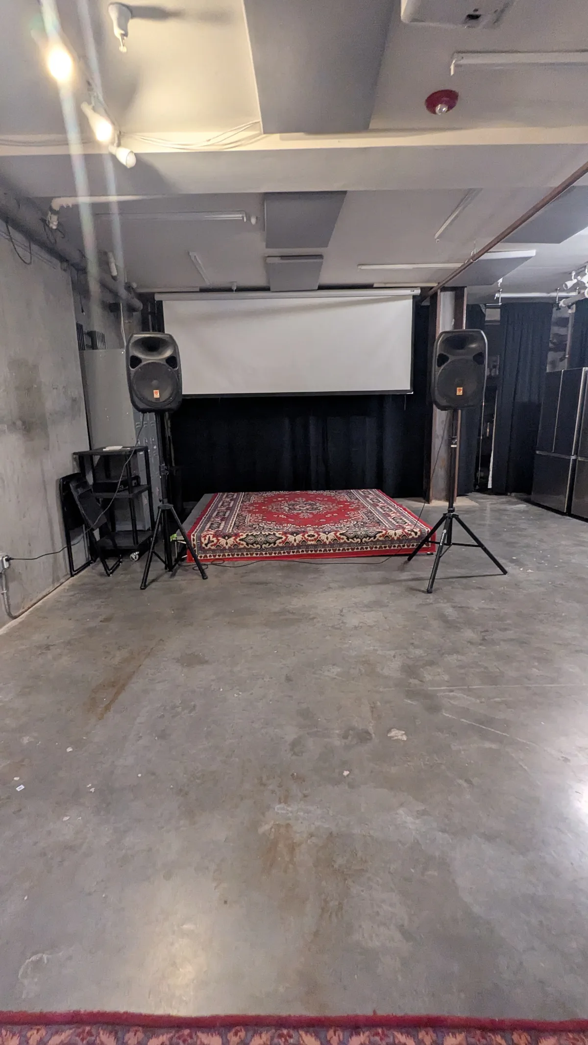 Versatile 3,000 Sq Ft Underground Theater Gallery, 279 sqm, product launch, pop-up rental in San Francisco, second interior…