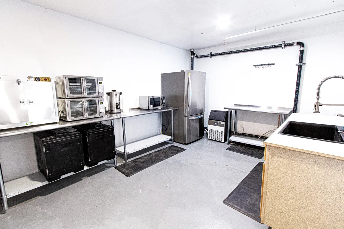 Versatile 3,300 Sq. Ft Event Space for Rent, 279 sqm, pop up store in Berkeley, second interior view