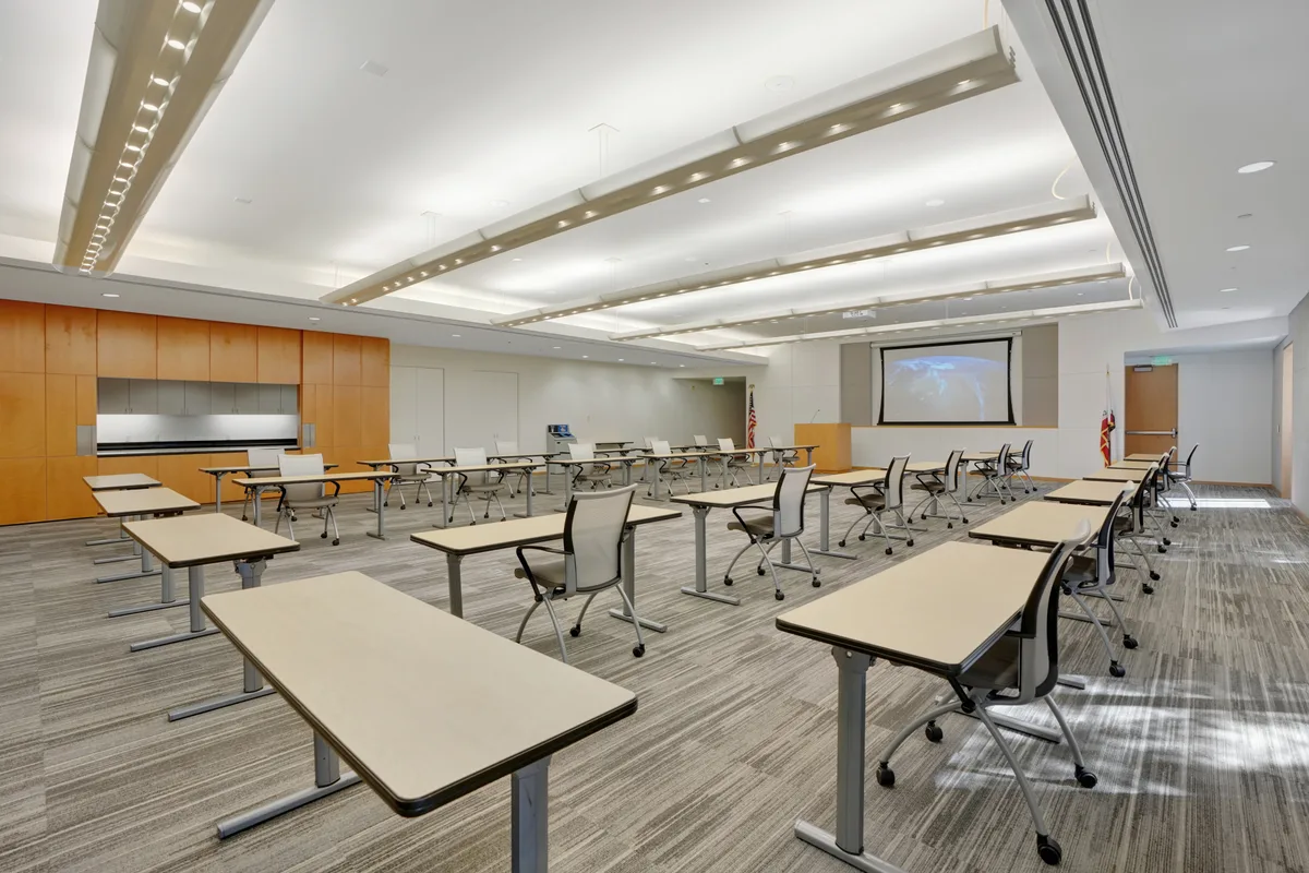 Versatile 3,949 SF Event Space in Aliso Viejo, 367 sqm, corporate event, pop-up rental, interior view