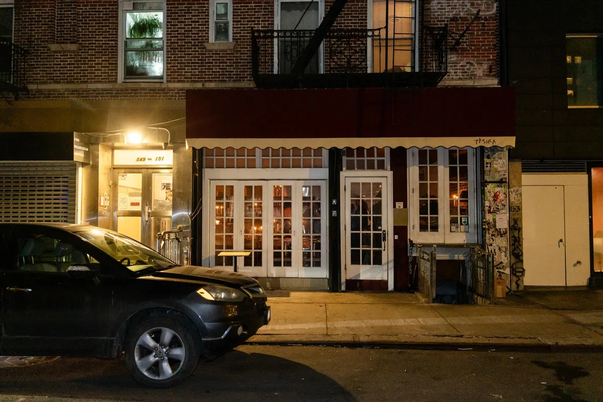 Versatile 300 sq ft Event Studio with Kitchen, 28 sqm, brand activation, pop-up rental in New York