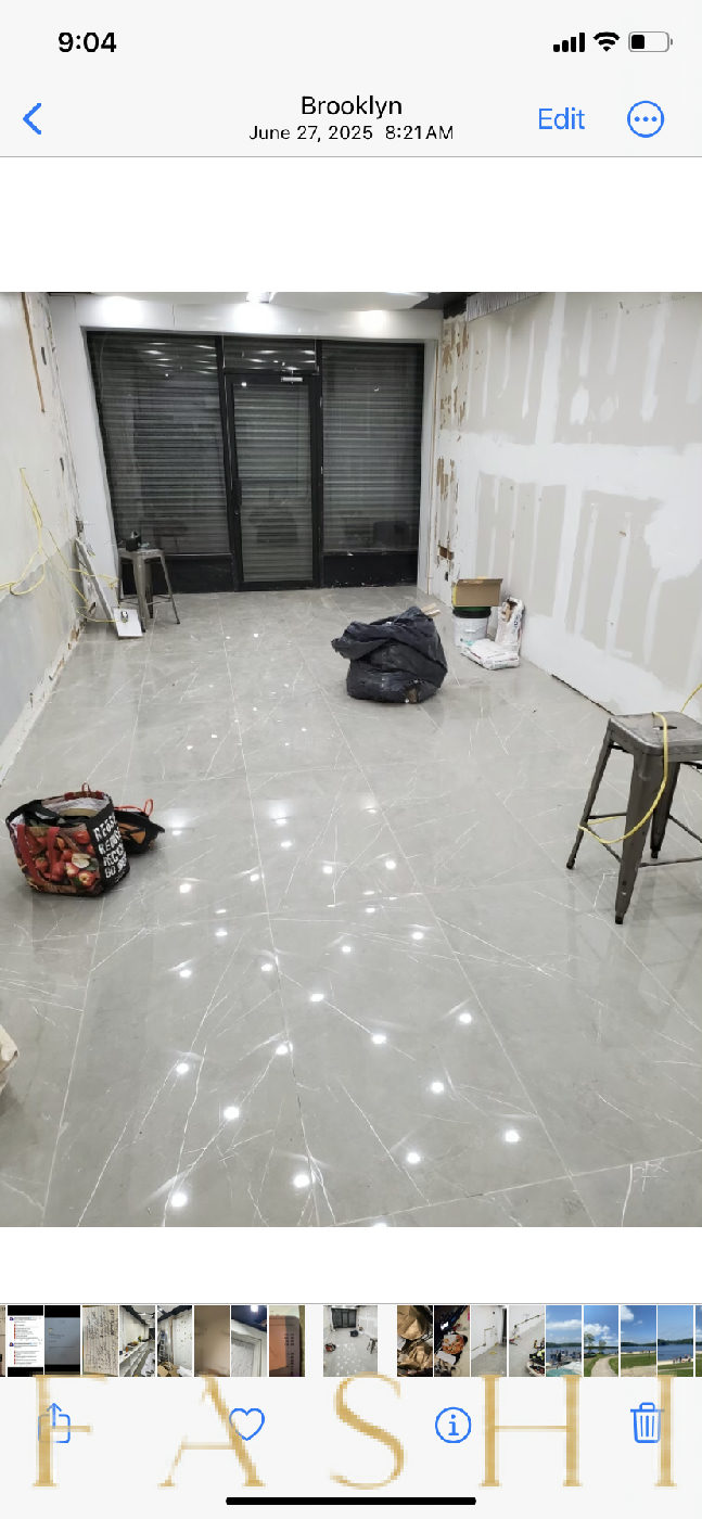 Versatile 350 sq ft Retail Space with Storage in Bushwick, 33 sqm, pop up store in Brooklyn, second interior view