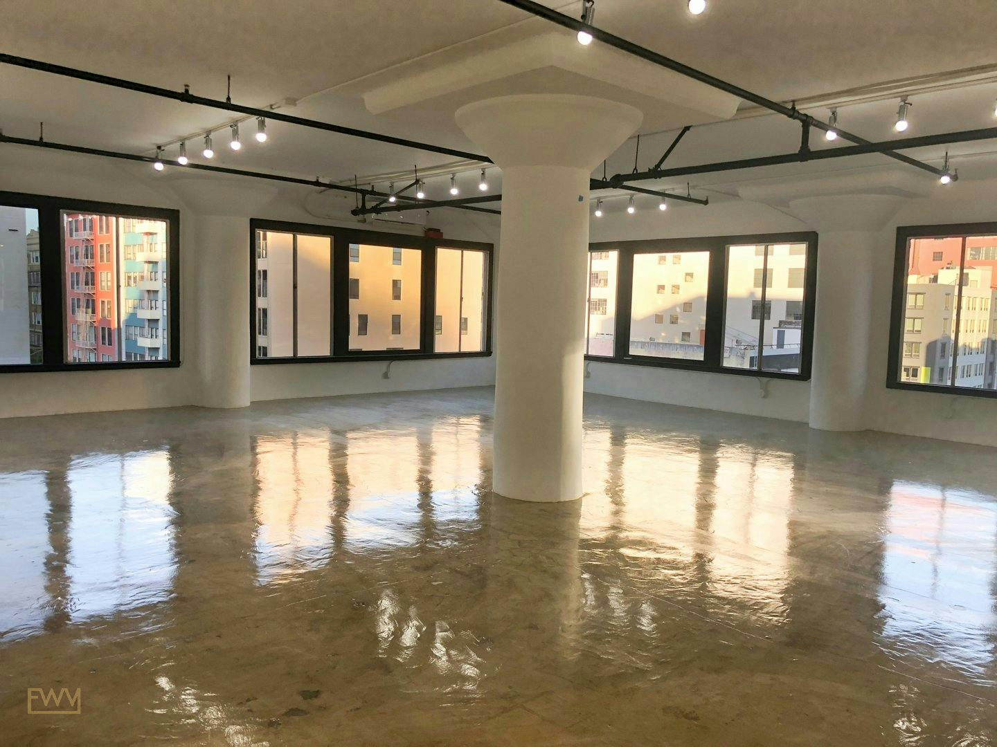 Versatile 4,000 Square Foot Studio in Downtown Los Angeles, 372 sqm, pop up store