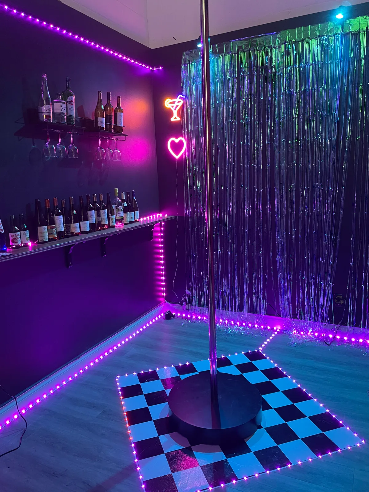 Versatile 4-Set Private Studio for Creative Shoots, 84 sqm, photo shoot, pop-up rental in Toronto, interior view