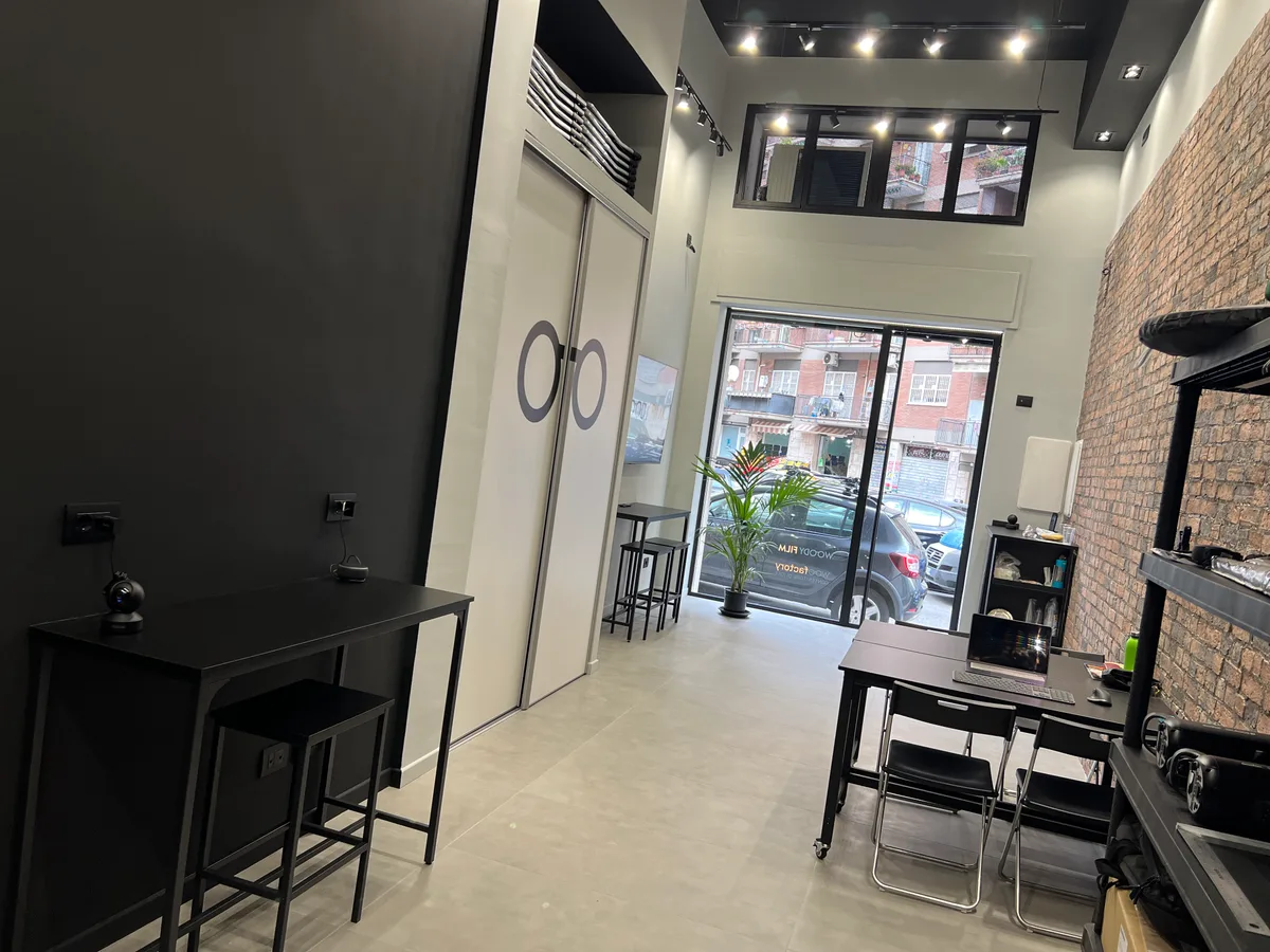 Versatile 40 sqm Creative Space for Photography and Events, photo shoot, pop-up rental in Roma, interior view