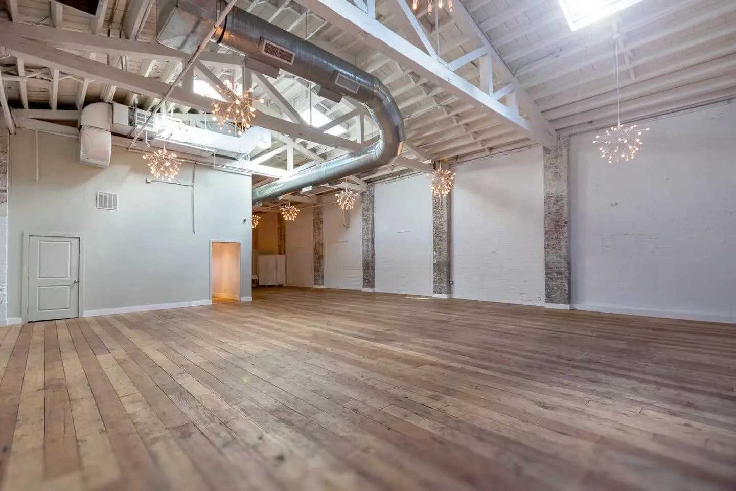 Versatile 409 sqm Loft Space in Brooklyn — 5