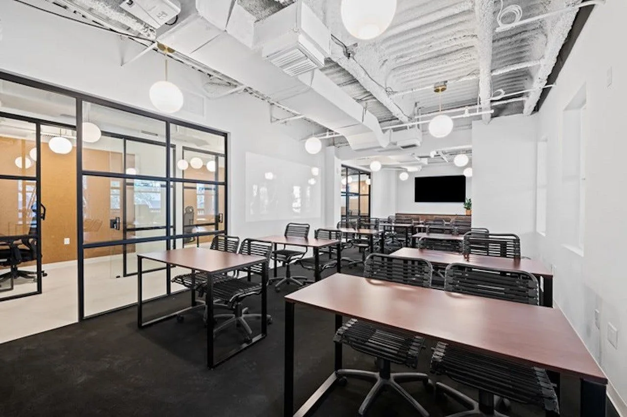 Versatile 47 sqm Training and Meeting Room in Fort Lauderdale