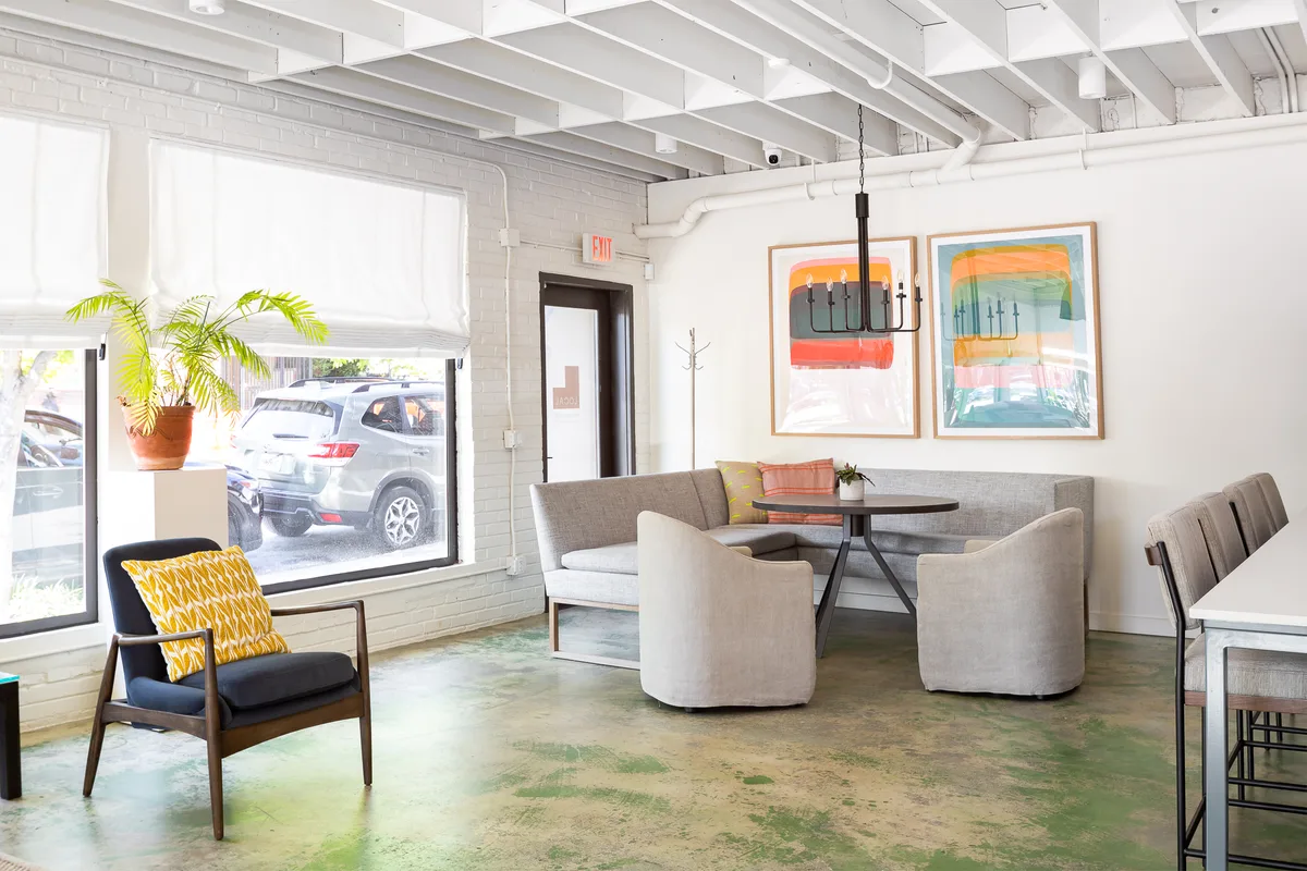 Versatile 5,995 sq. ft. Event Venue with Rooftop Deck, 557 sqm, workshop, pop-up rental in Atlanta, second interior view