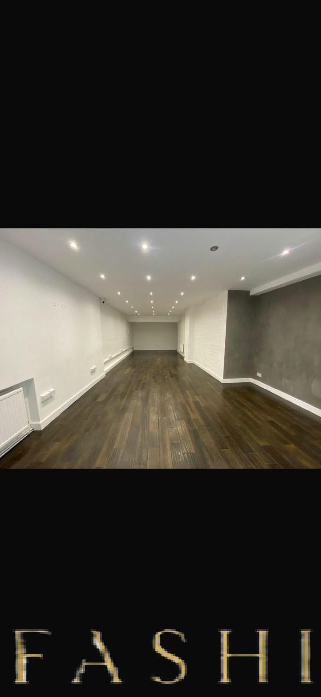 Versatile 500 sq. ft. Event Space with Modern Aesthetic, 47 sqm, pop up store in Greater London, second interior view