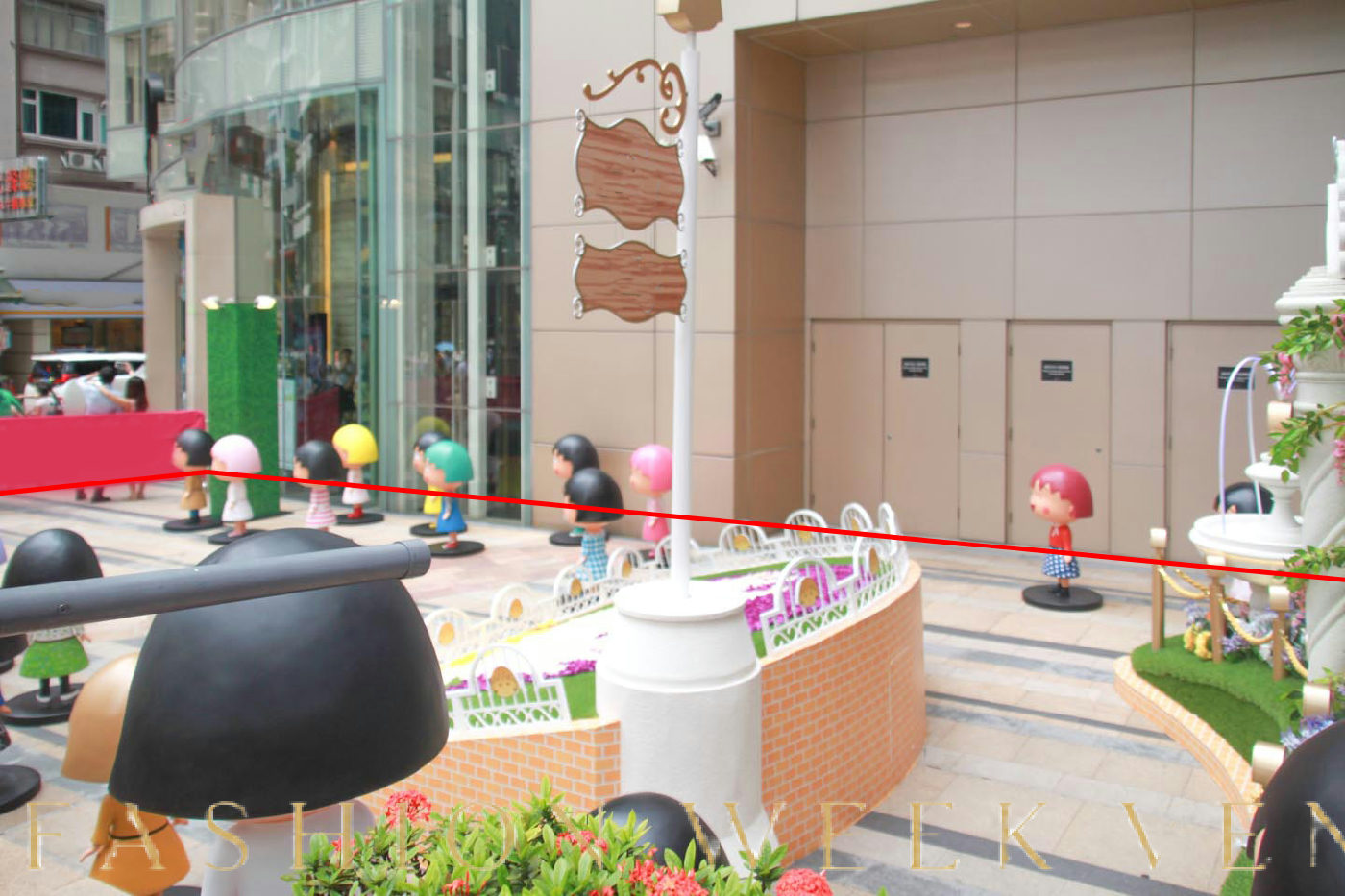 Versatile 570 sq ft Space for Rent in Tsim Sha Tsui Mall, 52 sqm, pop up store in Hong Kong, third interior view