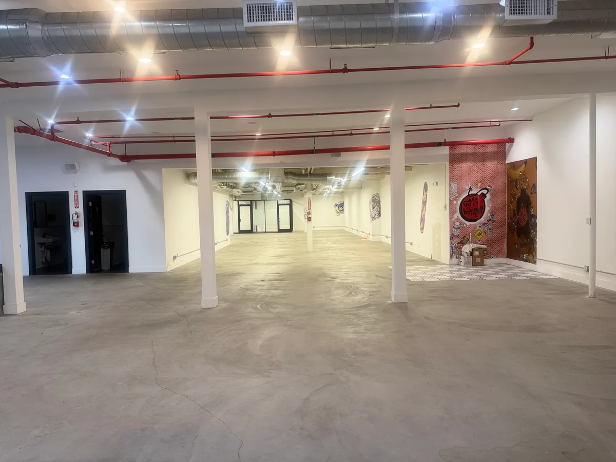 Versatile 6,000 Sq Ft Event Space in DTLA Arts District, 557 sqm, pop up store in Los Angeles, interior view