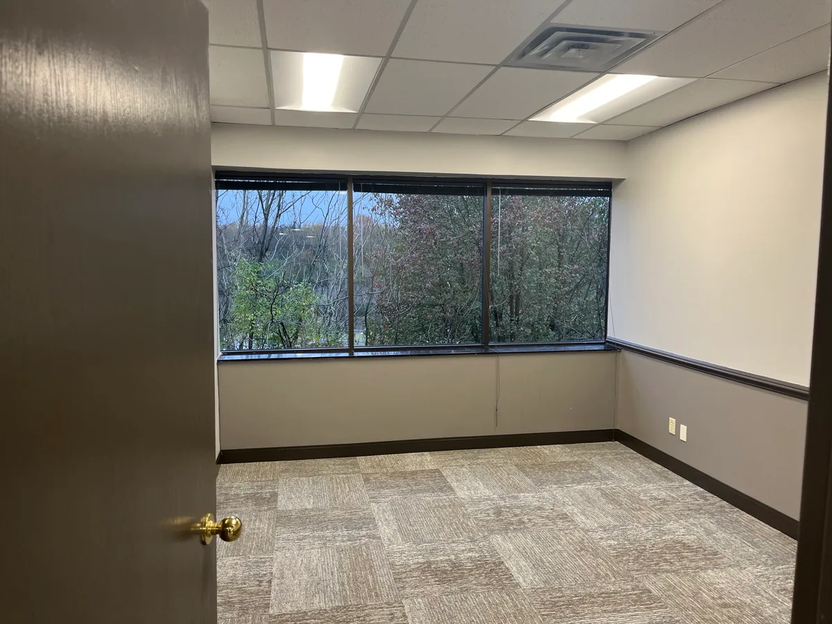 Versatile 6,495 SF Office Space with Meeting Facilities, 645 sqm, corporate event, pop-up rental in Nashville, additional in…