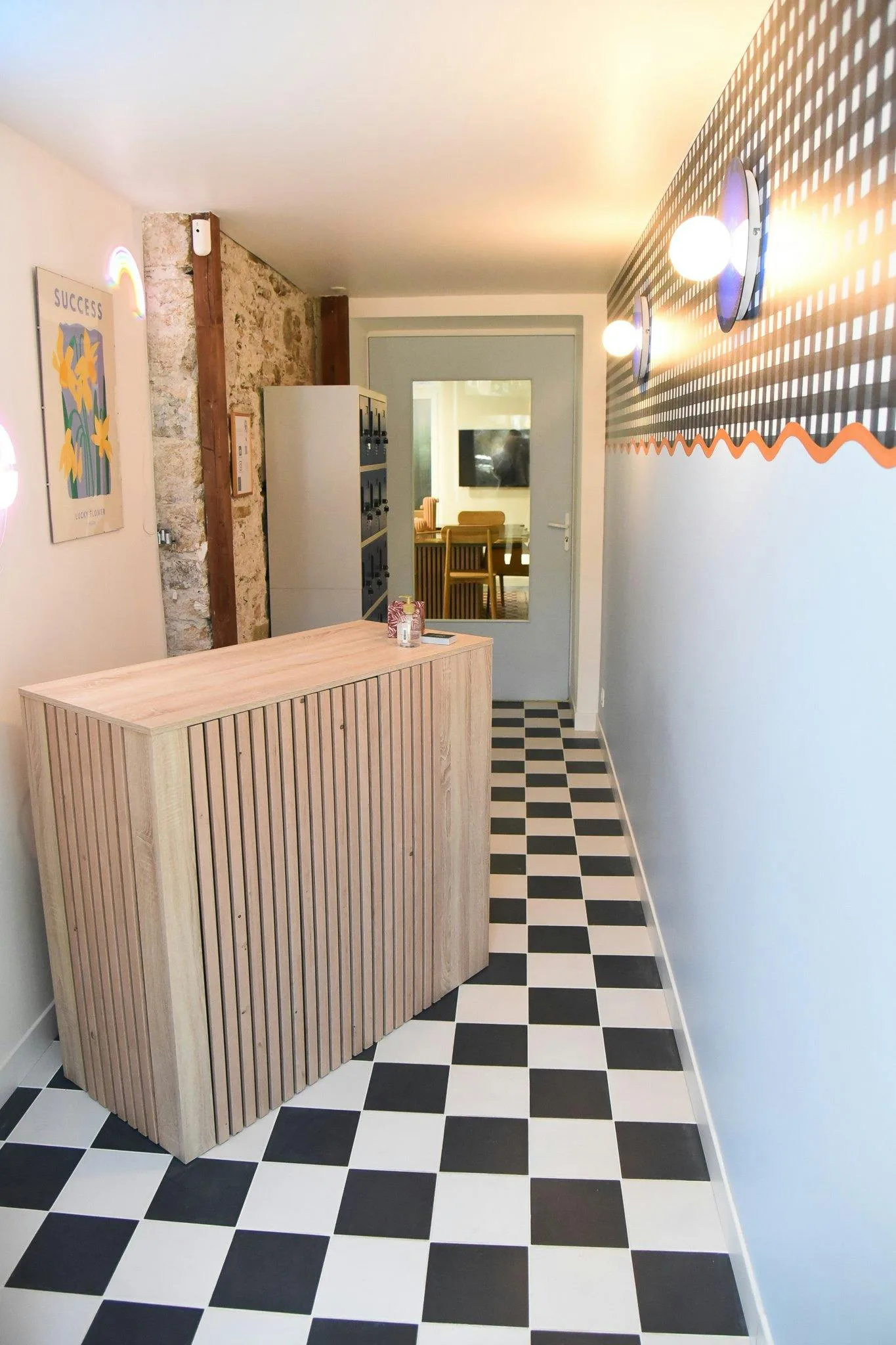 Versatile 60 sqm Event and Retail Space in Nantes — 3