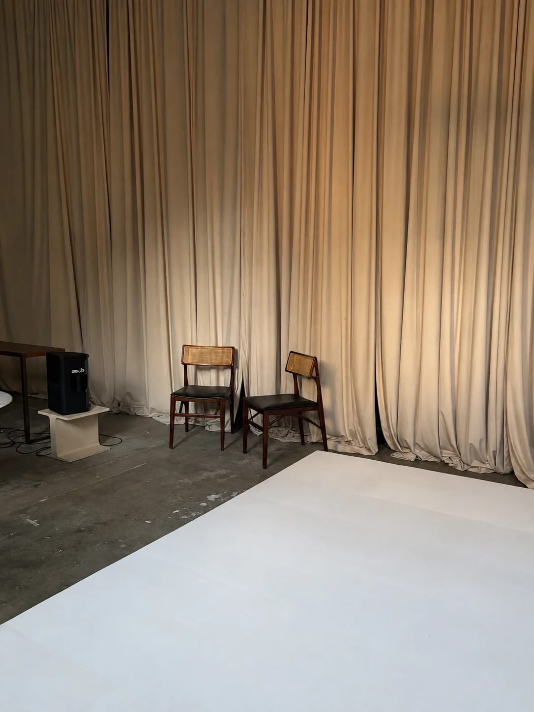 Versatile 600 sq ft Storefront Space in Williamsburg, 56 sqm, pop up store in Brooklyn, third interior view