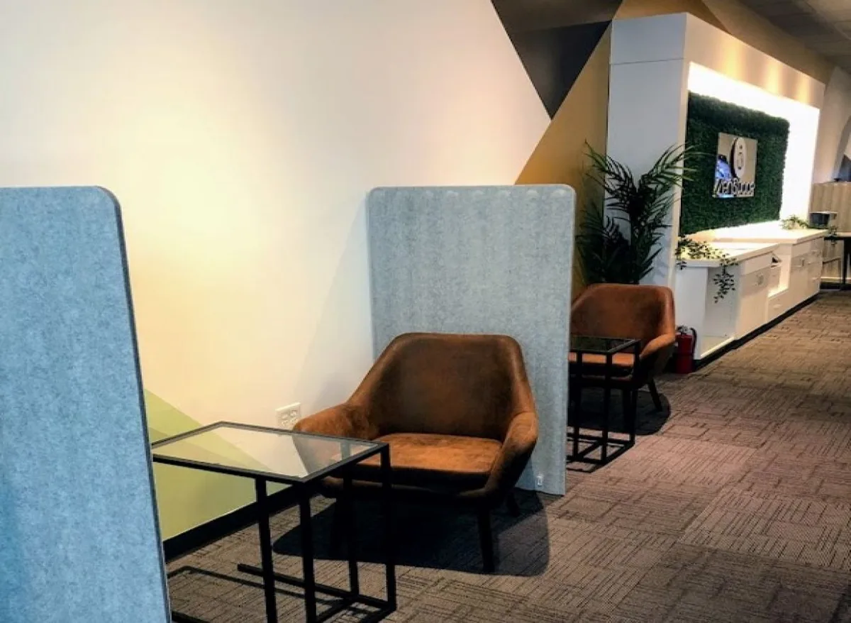 Versatile 65-Person Conference Space in Oakridge Mall, 232 sqm, corporate event, pop-up rental in San Jose, second interior…