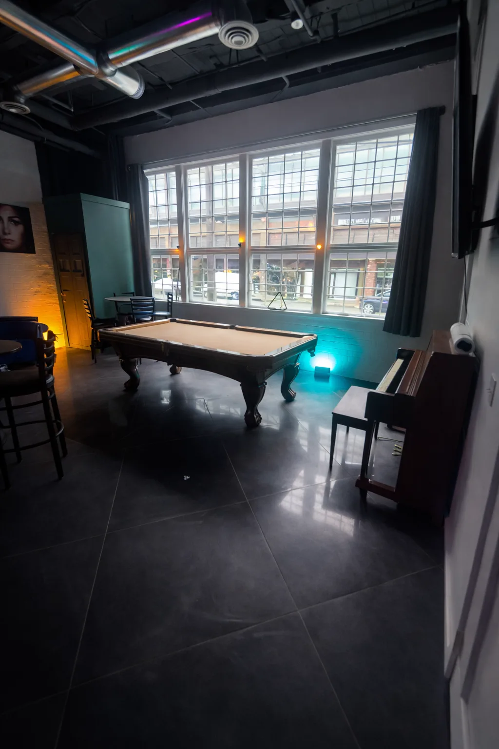 Versatile 7,000 Sq Ft Creative Venue with Music Studio, 650 sqm, content creation, pop-up rental in Seattle