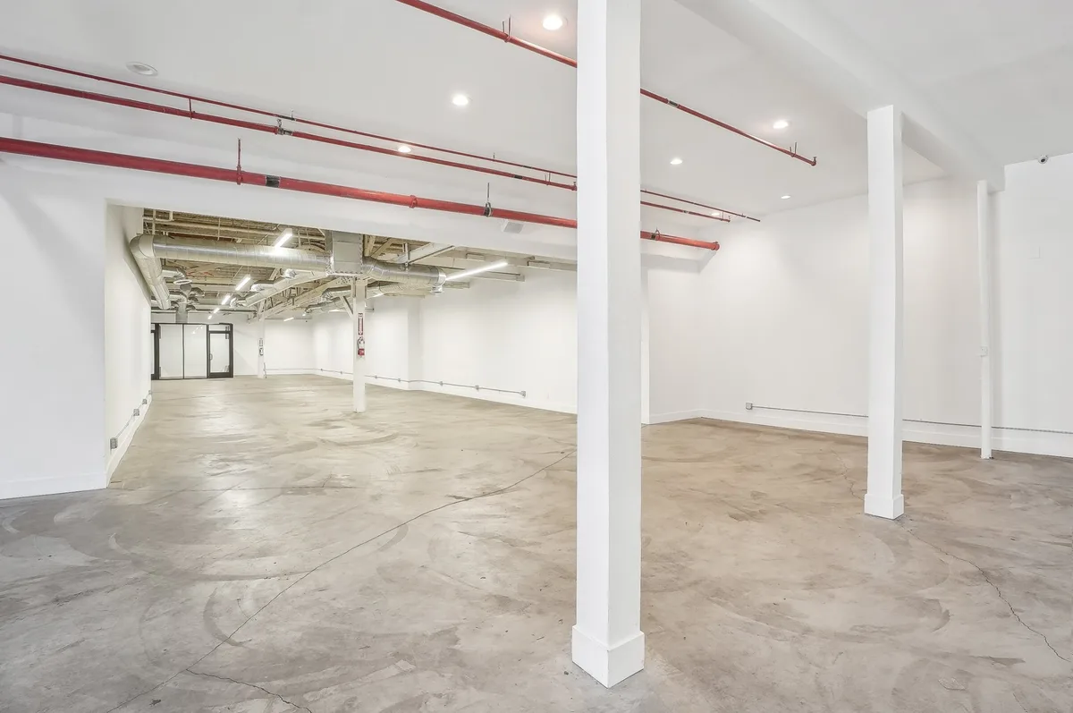 Versatile 7,500 Sq Ft Event Space in DTLA Arts District, 697 sqm, pop up store in Los Angeles, second interior view