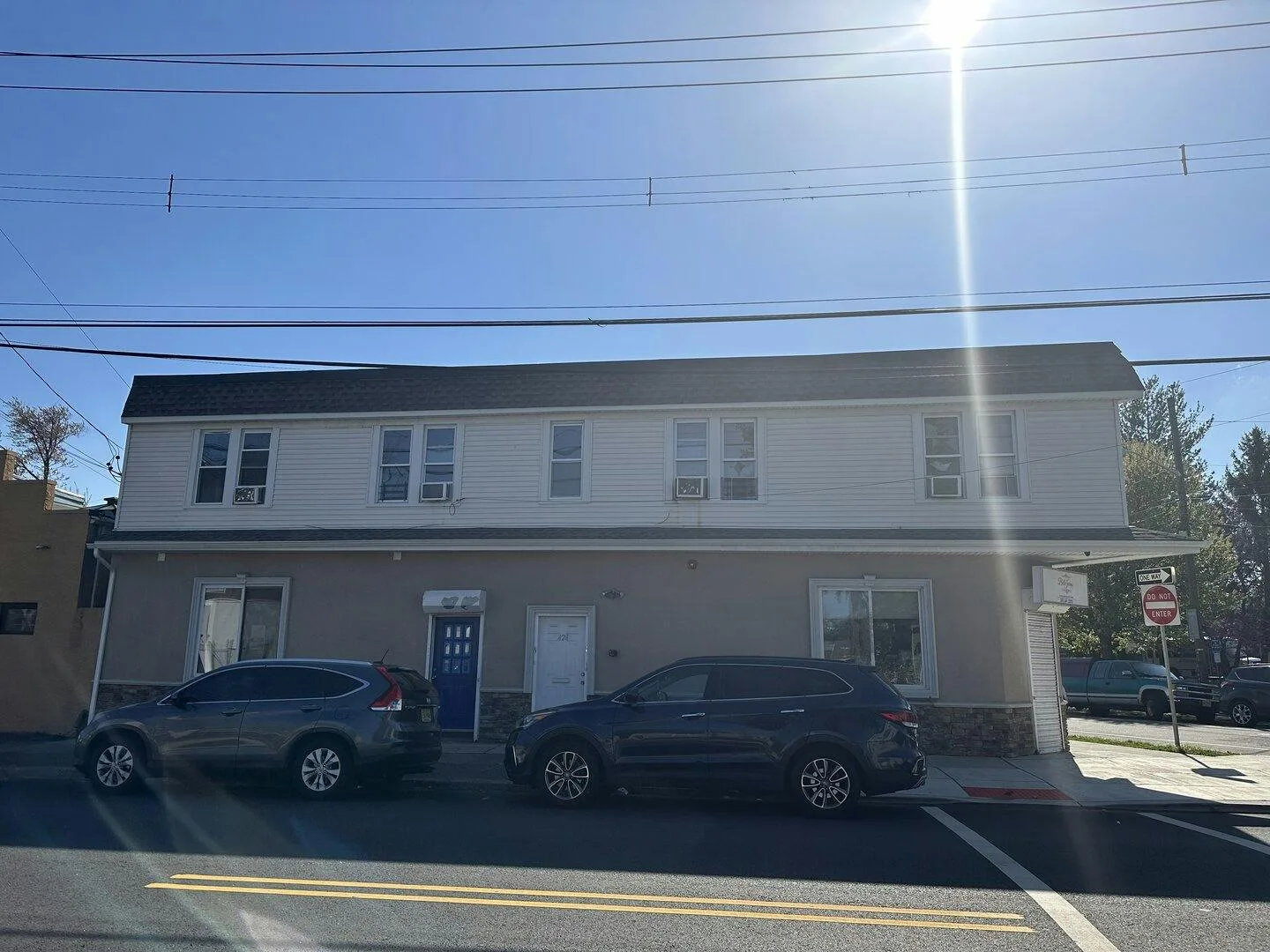 Versatile 700 Square Foot Studio in City of Orange, New Jersey — 2