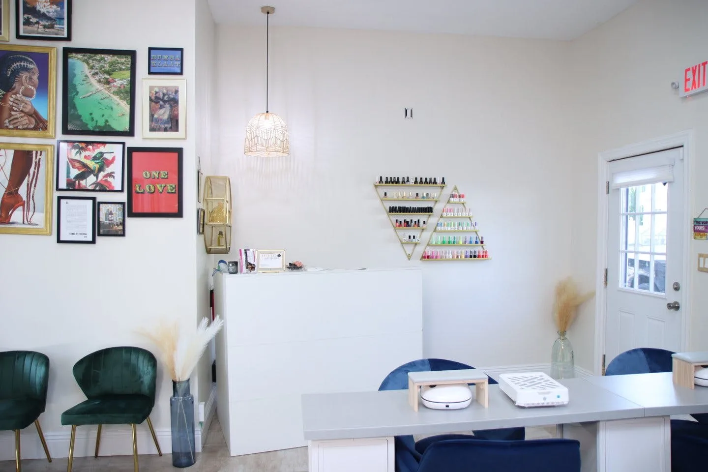 Versatile 700 Square Foot Studio in City of Orange, New Jersey — 3