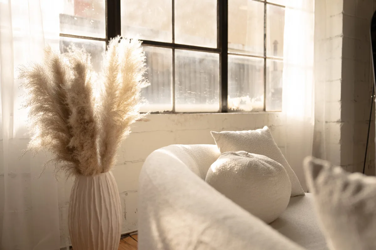 Versatile 720 sqft Studio for Creative Productions, 67 sqm, photo shoot, pop-up rental in Toronto, second interior view