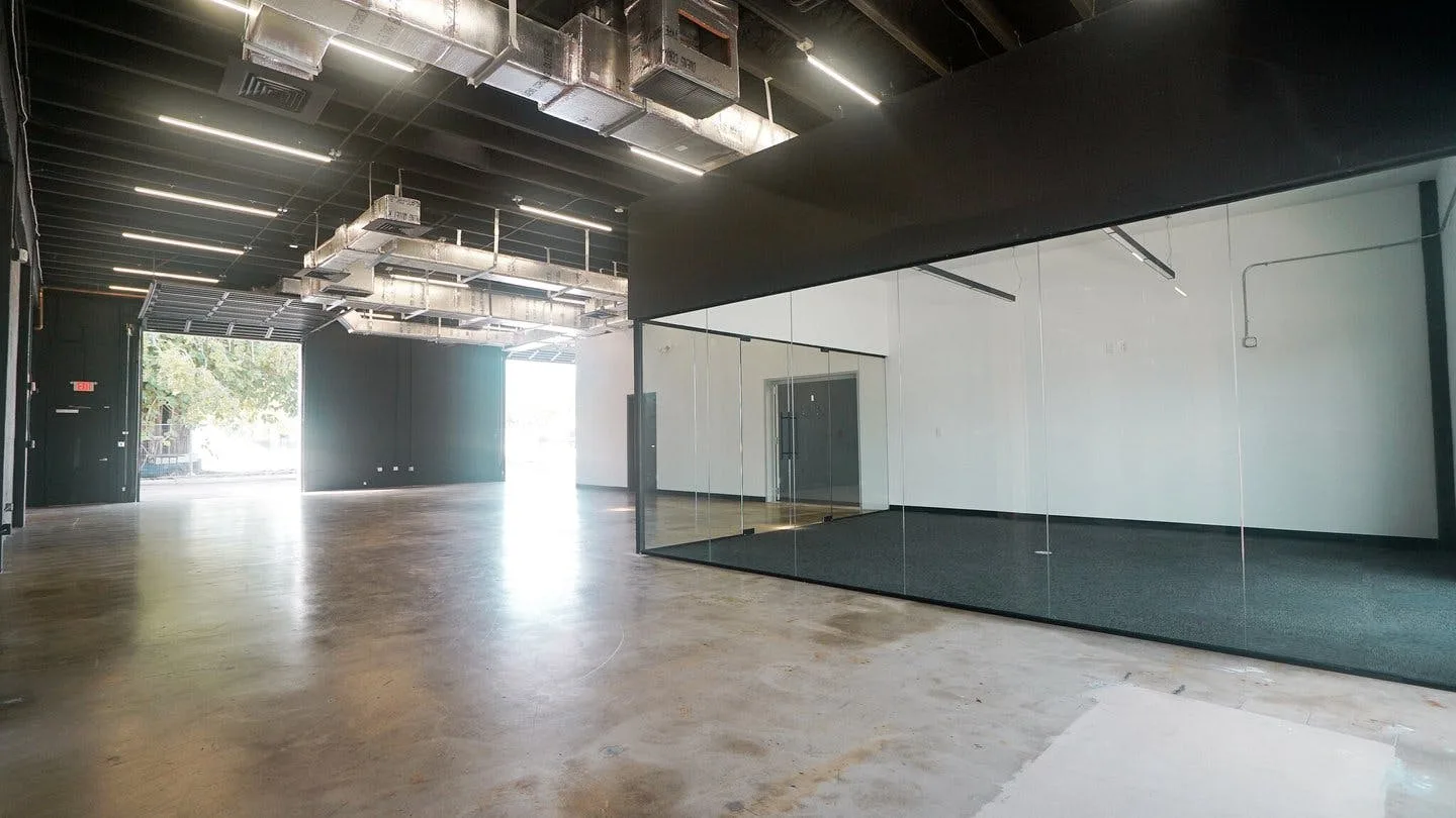 Versatile 729 sqm Commercial Space in Miami — 2